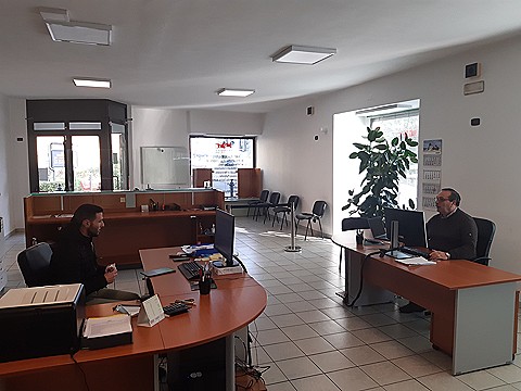  A.B. SERVICES - Soluzioni e servizi di pratiche automobilistiche ed affini